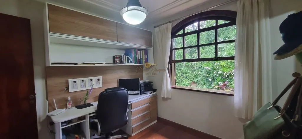 Imagem Casa em Condomínio para Venda em Teresópolis / RJ no bairro Várzea