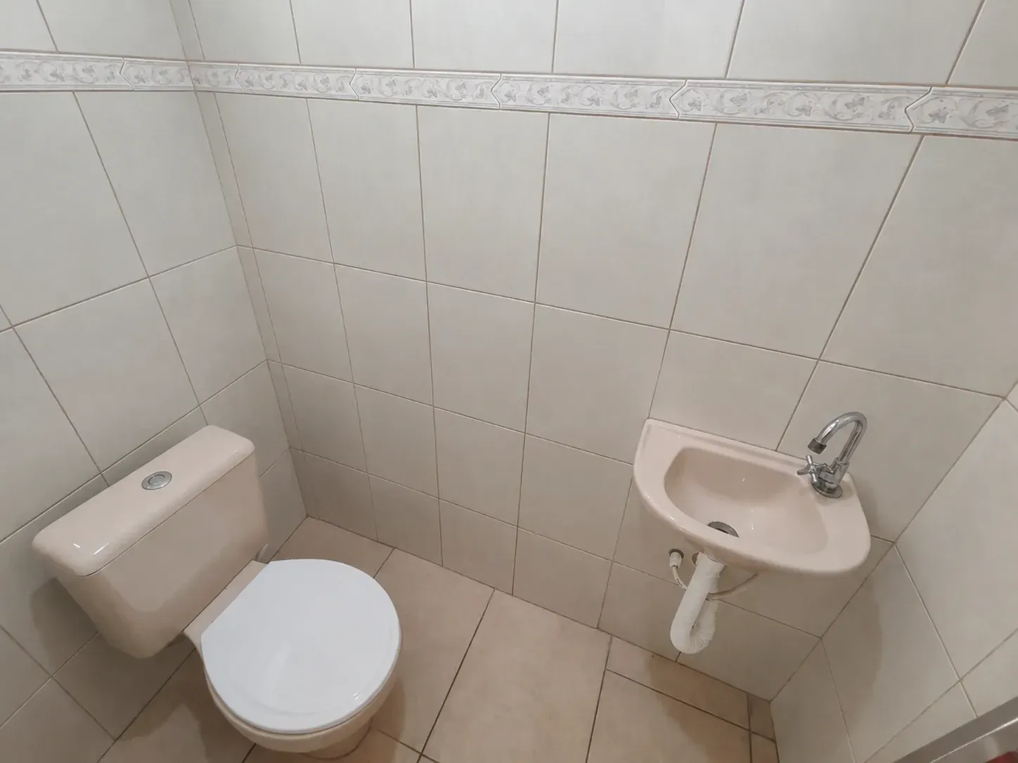 Imagem Casa com 5 Quartos para Alugar, 203,09 m² em Jardim Casqueiro - Cubatão