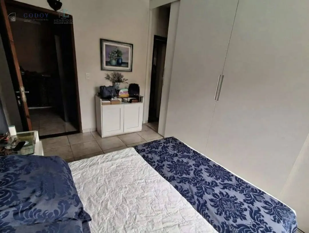 Imagem Sobrado com 4 Dormitórios, Suítes com Closet e Piscina.