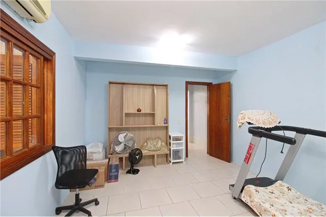 Imagem Casa para venda no bairro Medianeira em Porto Alegre