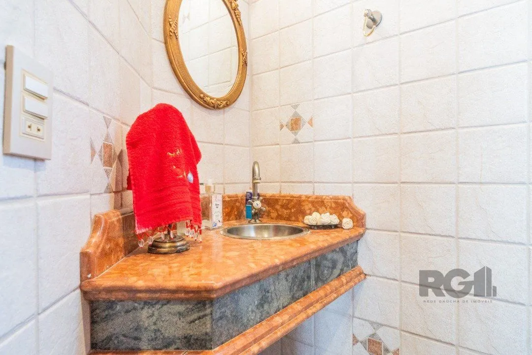 Imagem Apartamento amplo de 191m² privativos reformado