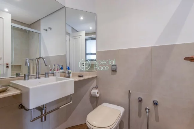Imagem Excelente apto com 230m² em Moema Índios, 01 apartamento por andar com elevador privativo, amplo l...