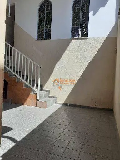 Foto do imóvel Sobrado com 7 dormitórios à venda, 300 m² por R$ 480.000,00 - Vila Rio - Guarulhos/SP