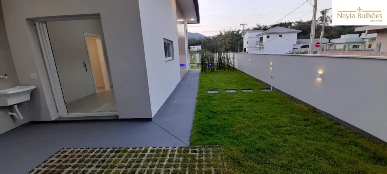 Imagem CASA RESIDENCIAL em SÃO JOSÉ - SC, FORQUILHAS