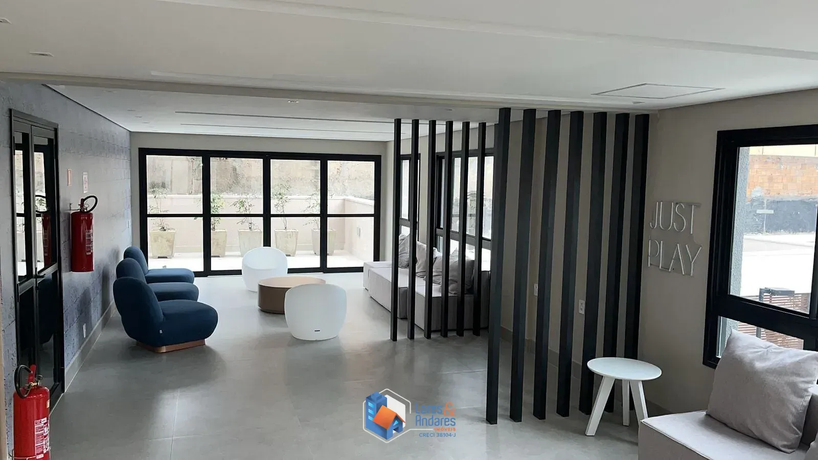 Imagem STUDIO À VENDA COM 25 M², BUSINESS PLACE, 3º ANDAR, COM ESPAÇO GOURMET, PET PLACE E S/VG - IPIRANGA - SP.