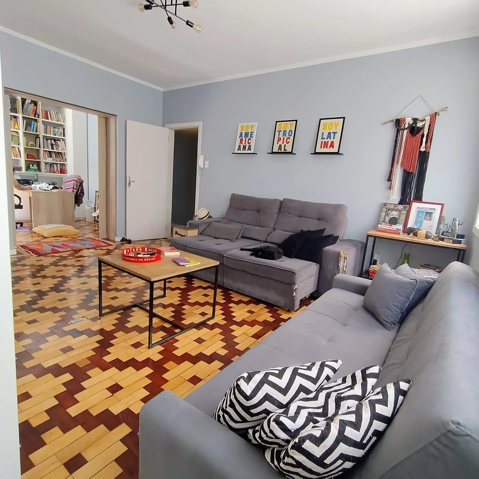 Imagem Apartamento Amplo e Reformado em Frente a Faculdade de Medicina (UFRGS)