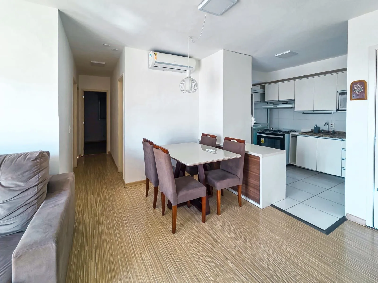 Imagem Apartamento 3 Dorms com Suíte e 2 Vagas no Condomínio Veríssimo - Infraestrutura Excepcional em Teresópolis