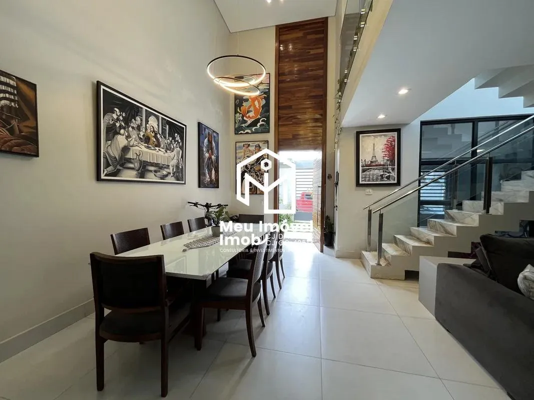 Imagem Casa 4 Quartos 3 Suítes 2 Vagas 268m²
