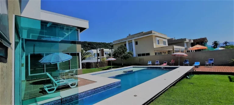 Imagem Sobrado Condomínio Costa Nova Residence Club - Massaguaçu - Caraguatatuba