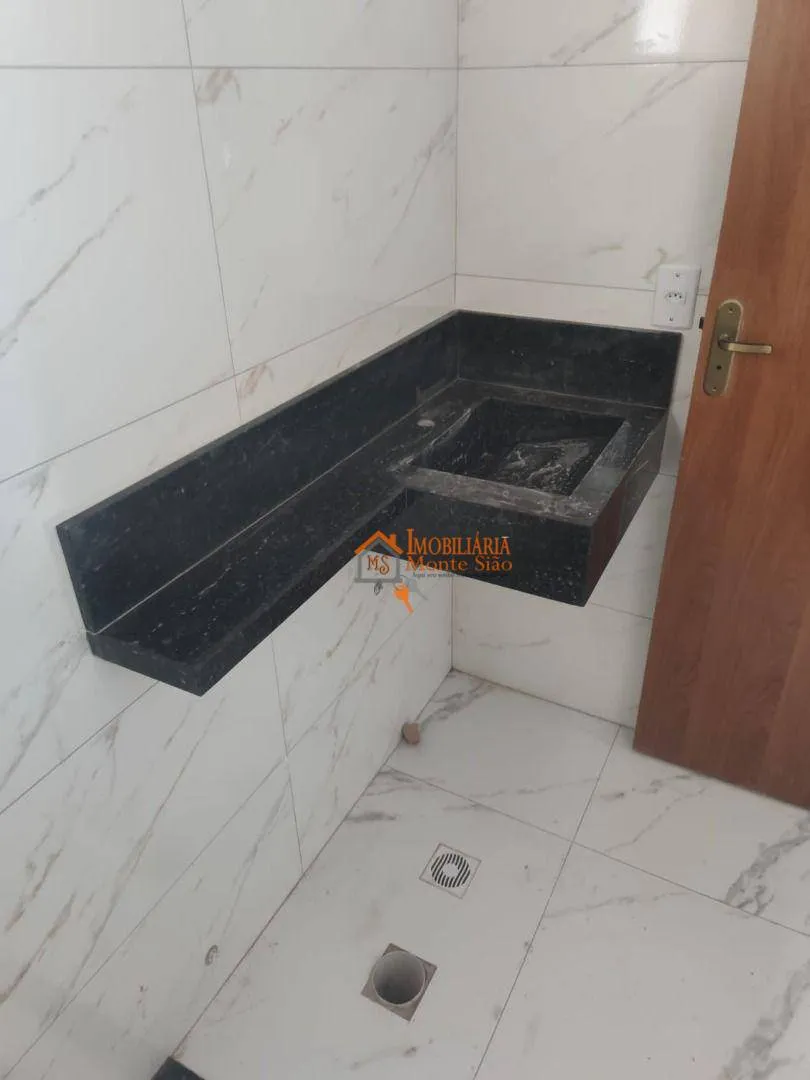 Imagem Sobrado com 2 dormitórios à venda, 74 m² por R$ 405.000,00 - Jardim Amazonas - Itaquaquecetuba/SP