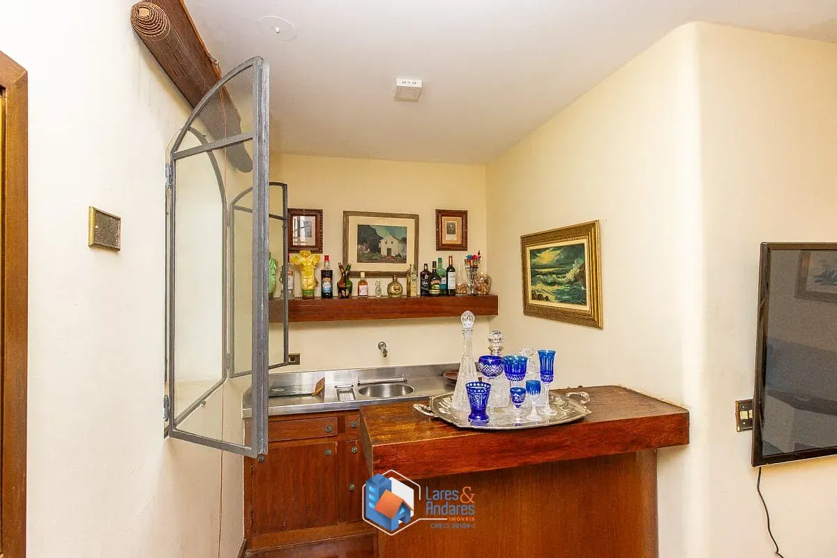 Imagem Casa para venda em Jardim Leonor com 4 quartos, sendo 2 suítes, 600m²