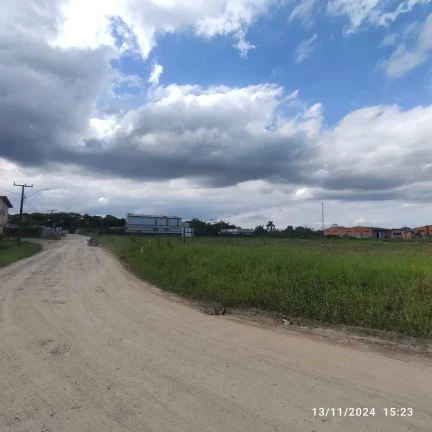 Imagem Terreno em área industrial com 2.200m² no bairro Porto Grande, em Araquari/SC.