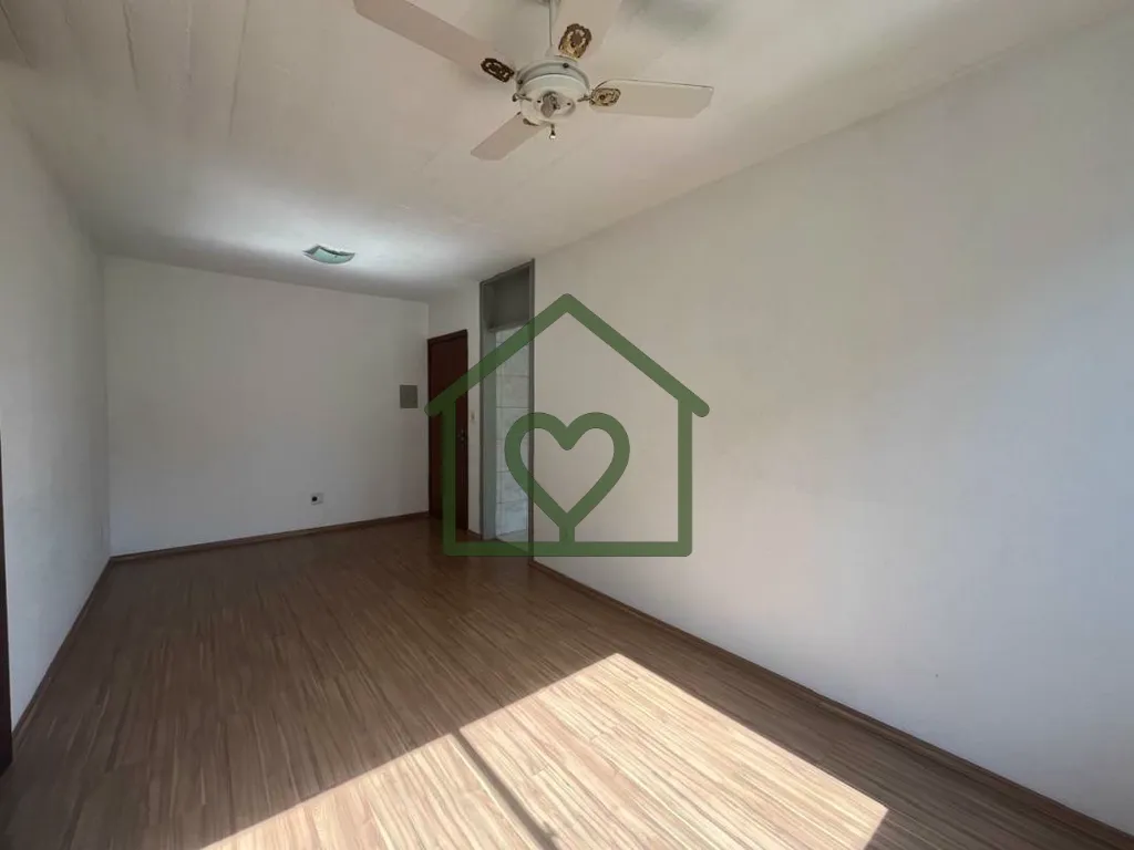 Imagem Atenção, moradores de Porto Alegre Se você está em busca de um novo lar, este apartamento no bai...