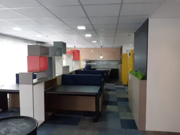Imagem Sala comercial de alto padrão para locação em São Paulo-SP, Várzea da Barra Funda: 4 salas, 4 vagas, 132m².