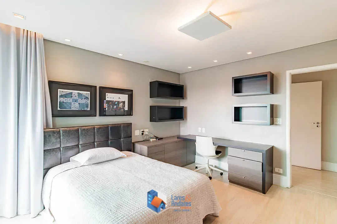Imagem Apartamento para venda em Aclimação com 4 quartos, sendo 4 suítes, 246m²