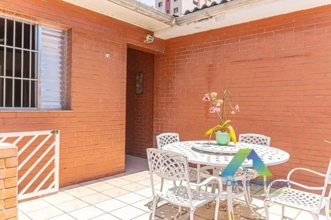 Foto do imóvel Ipiranga Casa 210 metros, 4 dormitórios, Edícula, 2 vagas ótima localização e valor !!!