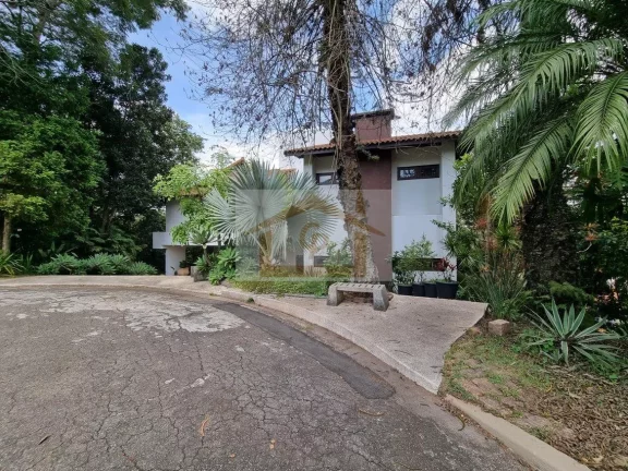 Imagem Conforto, segurança e natureza!!! Casa com 3 suítes , 4 vagas - *Granja Viana
