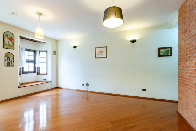 Imagem Casa Sobrado no Alto da Lapa 191m² com3 Dormitórios (1 Suíte) com versátil casa no fundo do terreno ( home office) e 2 vagas
