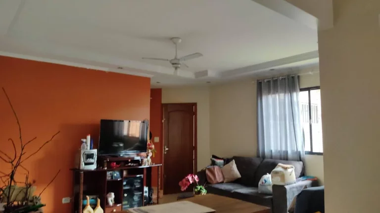 Imagem Casa para Venda em Maringá / PR no bairro Vila Morangueira