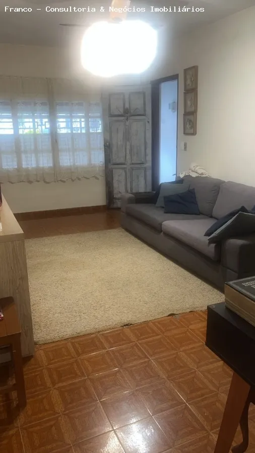 Imagem Sobrado para Venda em São Bernardo do Campo, Nova Petropolis, 3 dormitórios, 1 suíte, 3 banheiros, 2 vagas