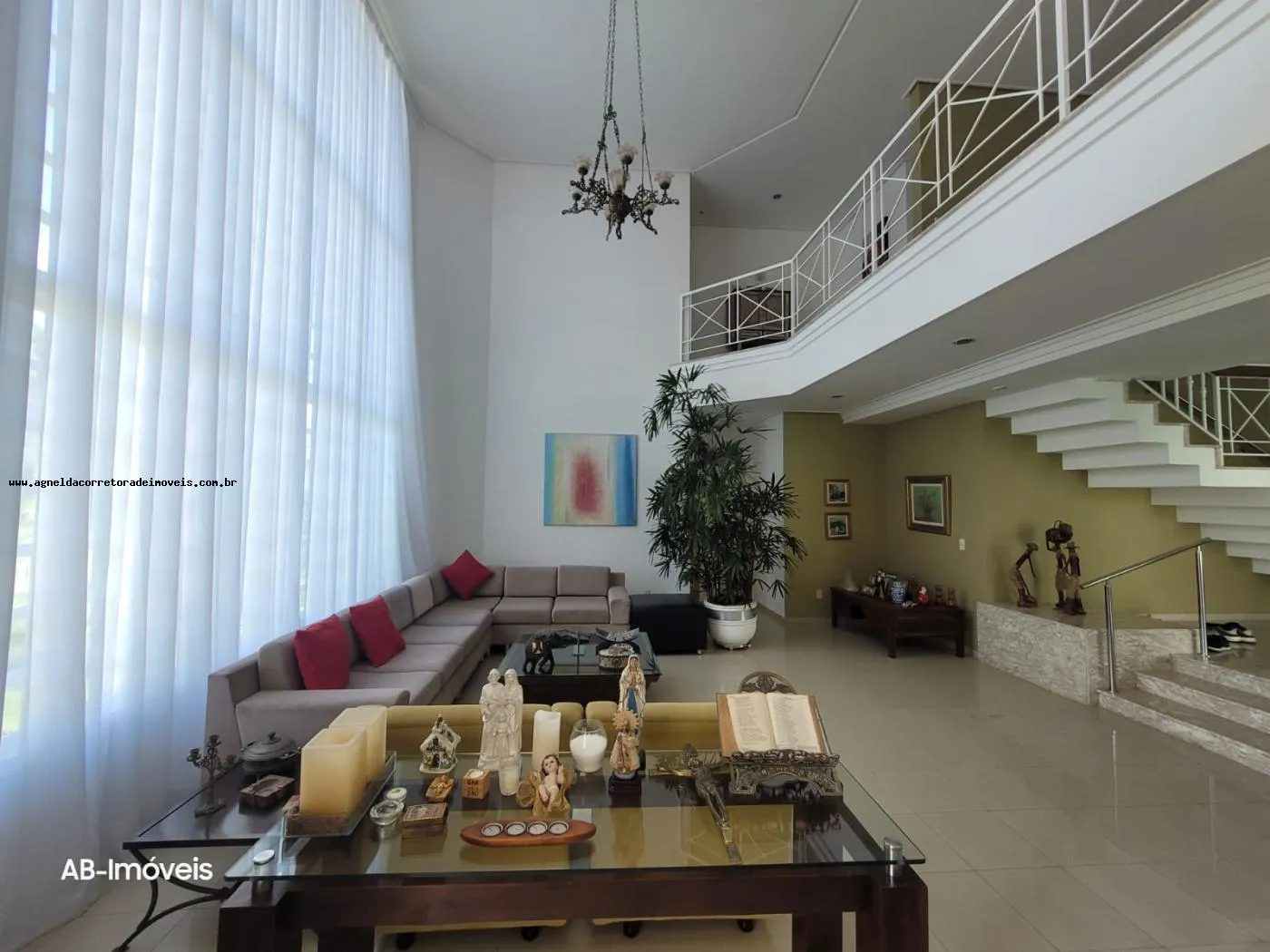 Imagem Casa em Condomínio para Venda em Natal, Candelária, 5 dormitórios, 5 suítes, 8 banheiros, 8 vagas