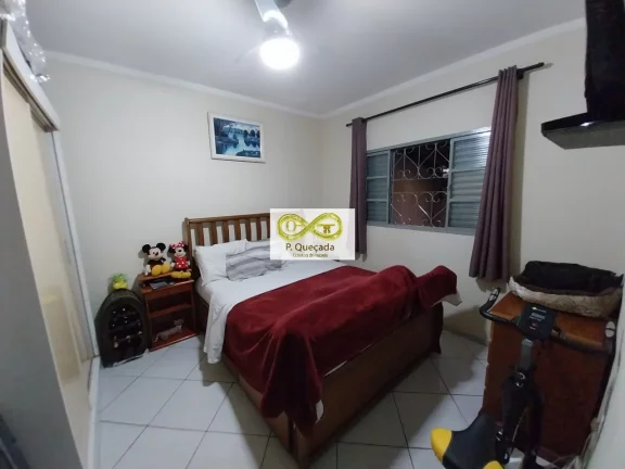 Imagem Casa disponível para venda, com 03 quartos e 02 banheiros!