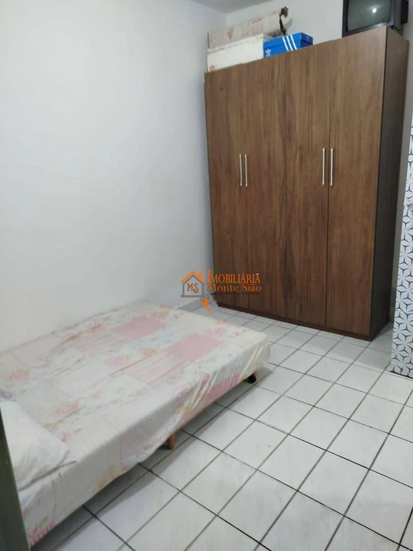 Imagem Casa com 3 dormitórios à venda, 2000 m² por R$ 330.000,00 - São João - Guarulhos/SP