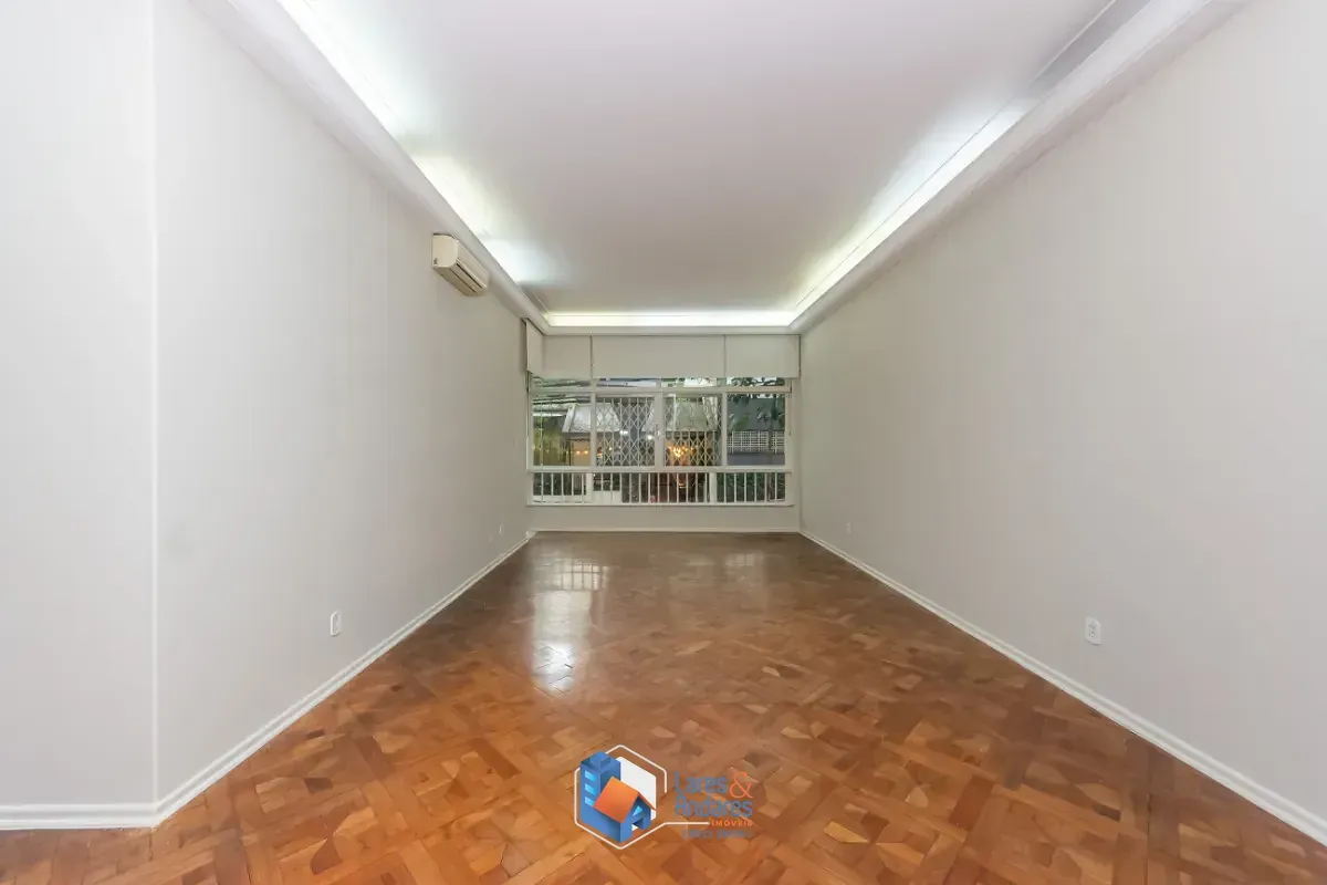Imagem Apartamento garden para venda em Jardim Paulista com 3 quartos, sendo 1 suíte, 212m²