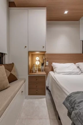 Imagem Apartamento decorado com duas suítes a venda na Praia do Flamengo em Salvador