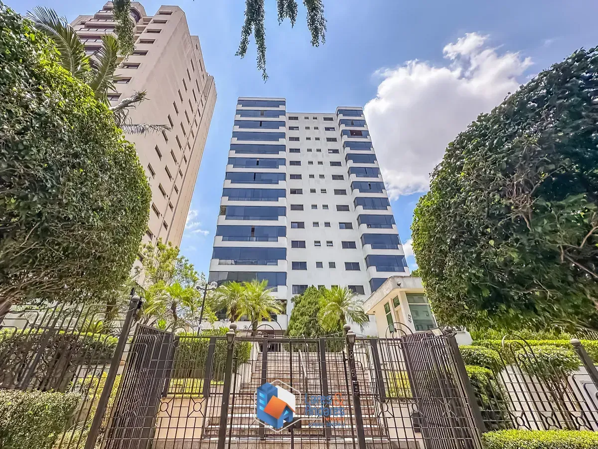 Foto do imóvel Apartamento para venda em Moema com 3 quartos, sendo 3 suítes, 249m² em Alameda dos Guaramomis