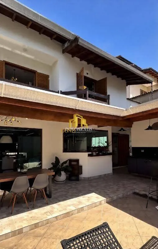 Imagem Sobrado 313 m² 3 suítes 4 vagas piscina Parque dos Pássaros SBC alto padrão