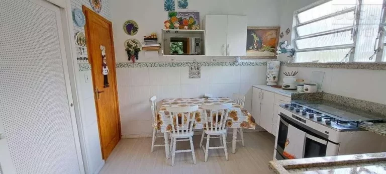 Imagem Casa para Venda em Teresópolis, Nossa Senhora de Fátima, 3 dormitórios, 2 banheiros, 4 vagas