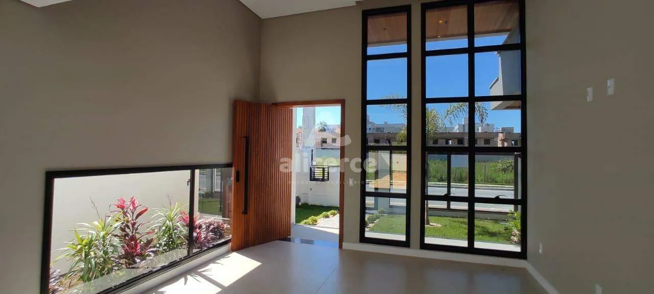 Imagem Casa Alto Padrão com 147m² - 3 Dormitórios I 1 Suíte I 2 Vagas de Garagem - Loteamento Vivendas dos Açores - Sertão do Maruim. São José/SC