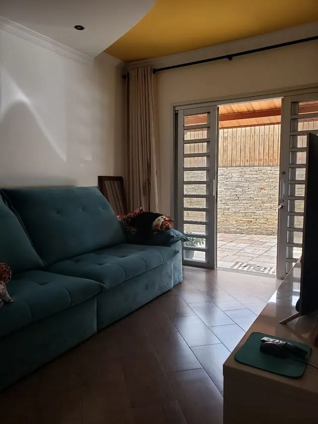 Imagem Casa à venda 3 Quartos, 1 Suite, 2 Vagas, 300M², Vila São José, Taubaté - SP