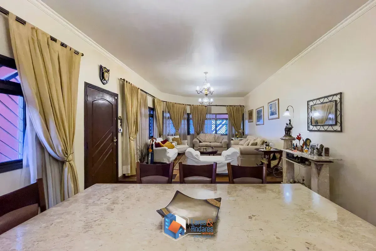 Imagem Sobrado para venda em Jardim Umuarama com 3 quartos, sendo 3 suítes, 187m²