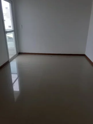 Imagem Apartamento com alto padrão a venda no centro de Guarapari composto por 03 quartos sendo 01 suíte e 2 vagas de garagem