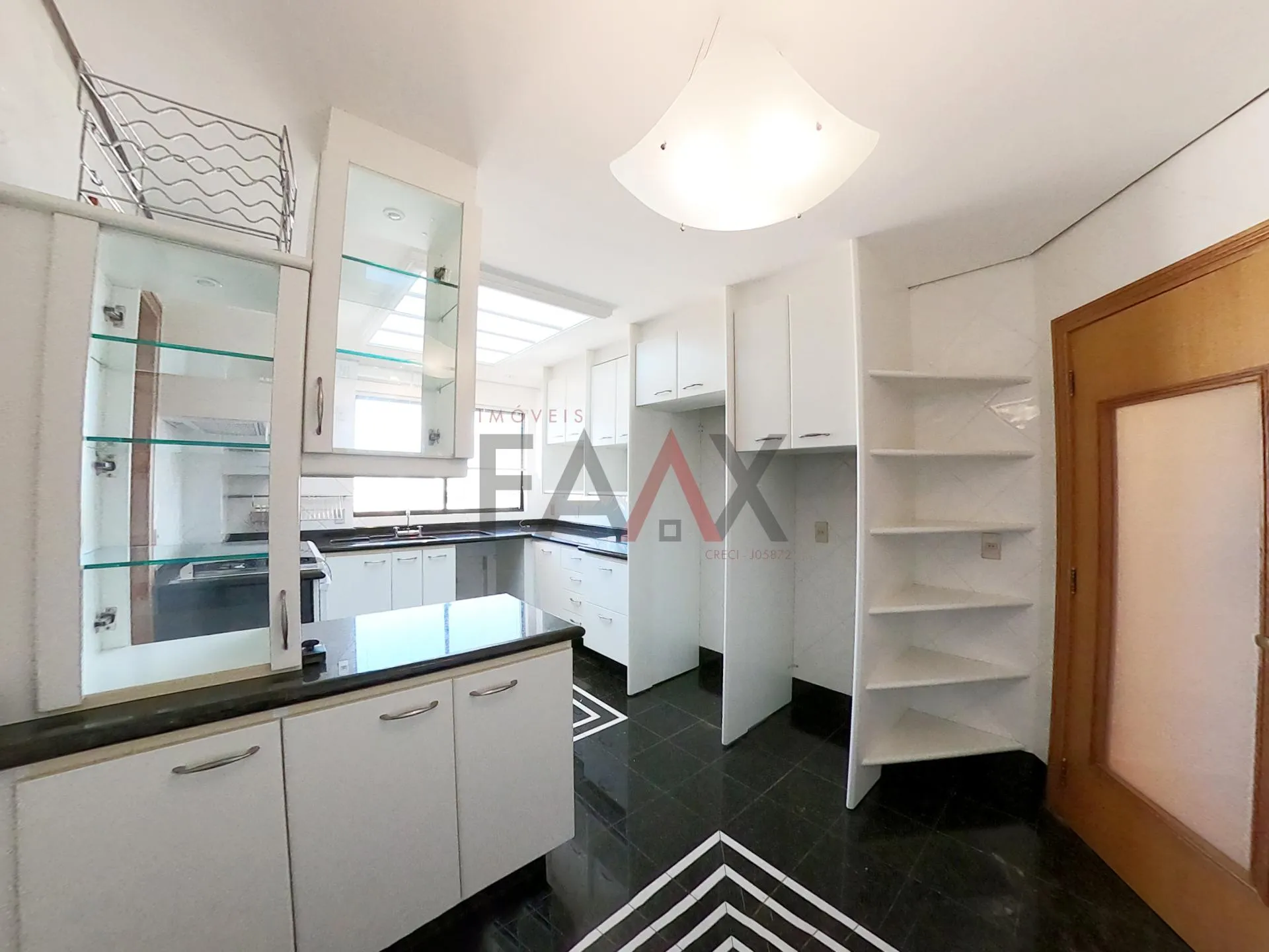Imagem Apartamento para locação no centro ao lado da Catedral em Guarapuava - PR
