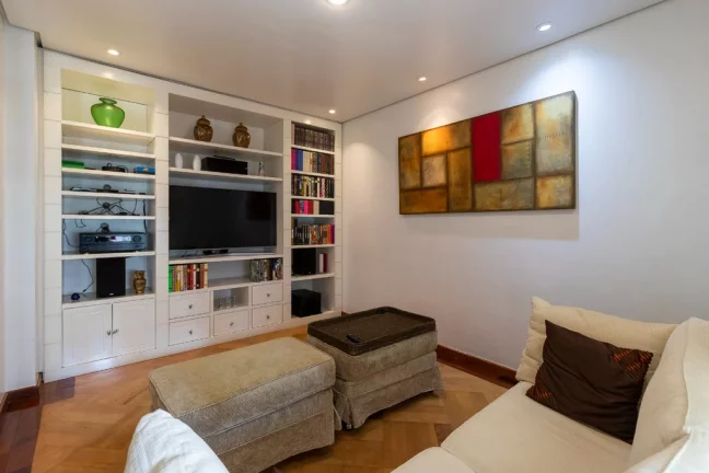 Imagem Apartamento à venda em São Paulo, Moema, com 3 quartos, 195m2