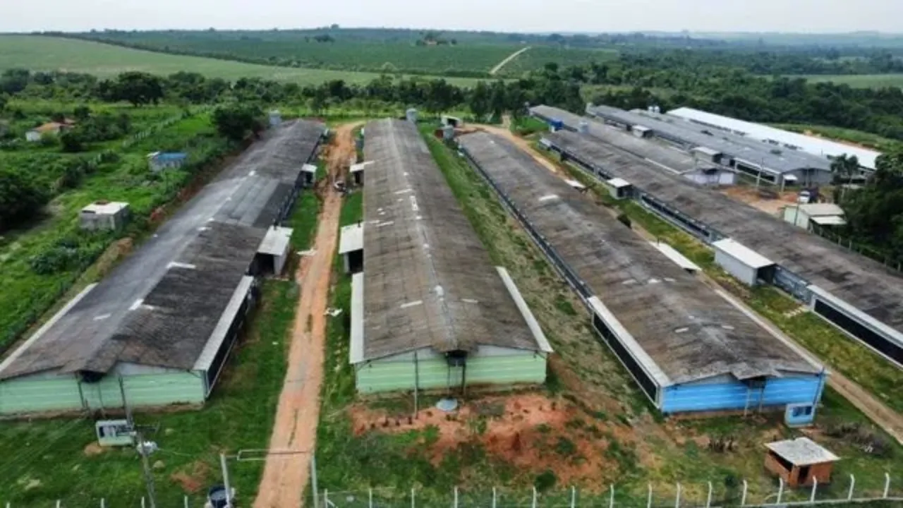 Imagem Sítio à venda em Cesário Lange-SP, com 314.600,00 m² de área no bairro ideal para investidores!