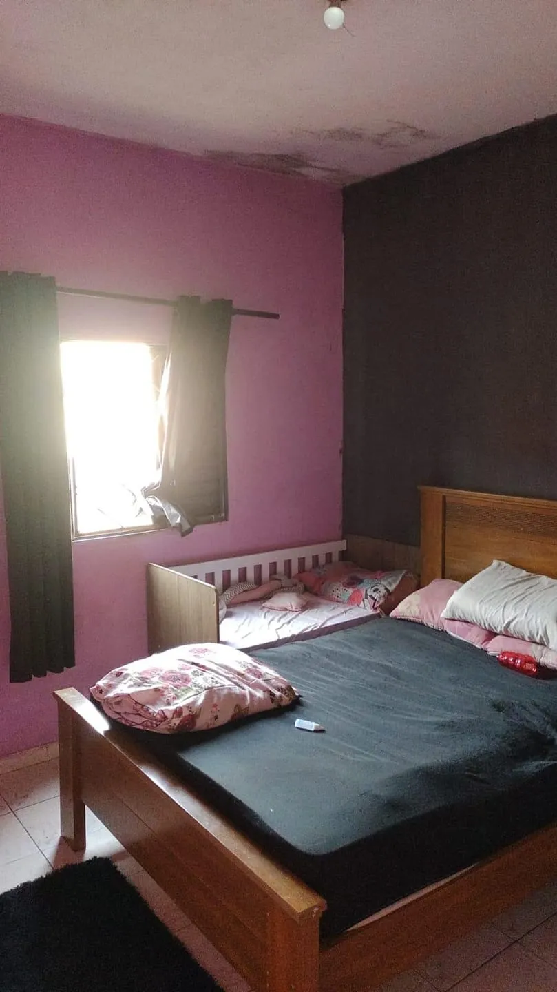 Imagem Casa à venda 3 Quartos, 1 Vaga, 70M², Castolira, Pindamonhangaba - SP