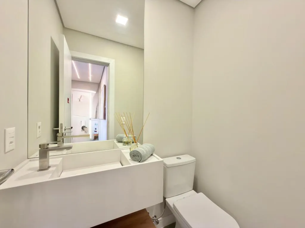Imagem Apartamento 2 Dormitórios - Bairro Navegantes