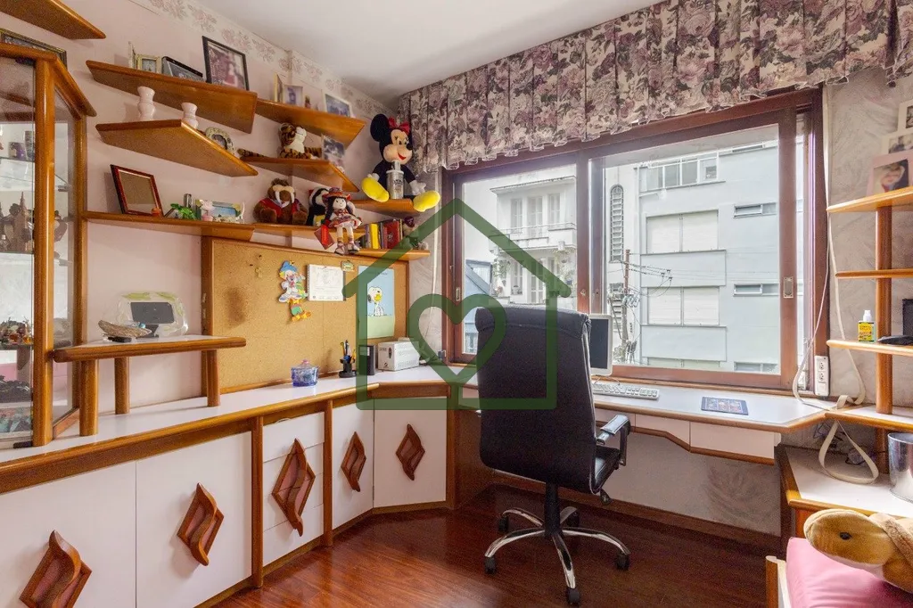 Imagem Excelente apartamento à venda em localização privilegiada, junto ao Parque da Redenção, no Bair...