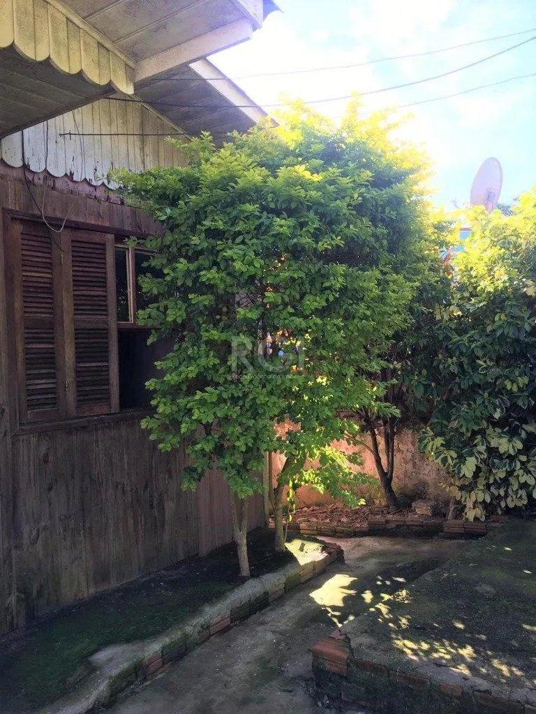 Imagem Casa para Venda - 74m², 3 dormitórios, 2 vagas - Nonoai