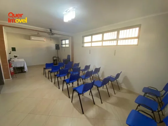 Imagem Imperdível oportunidade: Casa com 4 quartos e 2 suítes para venda ou locação em Campos Elíseos, Ribeirão Preto-SP.