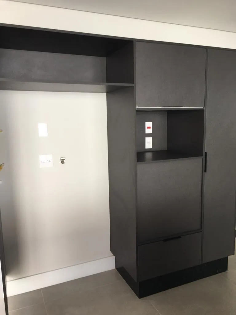 Imagem Excelente Sobrado no Condomínio Alphaville Nova Esplanada 3 com 370m².