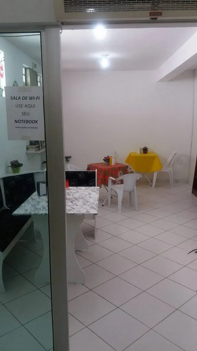 Imagem Comercial à venda 6 Quartos, 3 Vagas, 250M², Parque Jaraguá, Taubaté - SP