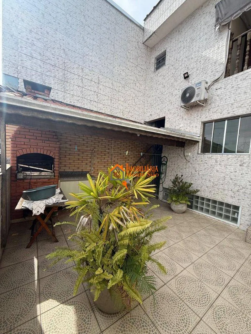 Imagem Sobrado com 3 dormitórios à venda, 220 m² por R$ 630.000,00 - Jardim Angélica - Guarulhos/SP