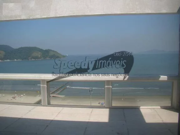 Imagem Cobertura em Santos a venda na orla da praia.