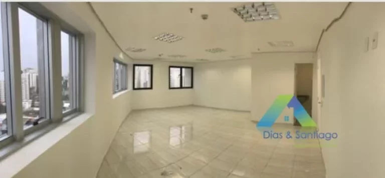 Foto do imóvel Sala à venda, 44 m² por R$ 460.000,00 - Moema