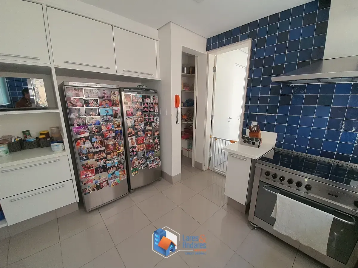 Imagem Casa no condomínio Villa Laplace para venda com 4 quartos, sendo 4 suítes, 575m²